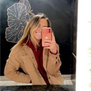 Meet your Posher, Liv